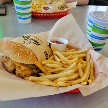 Nice Burger - Premium Spicy Chicken Sandwich - Burgers Near Me - Santa Ana, California