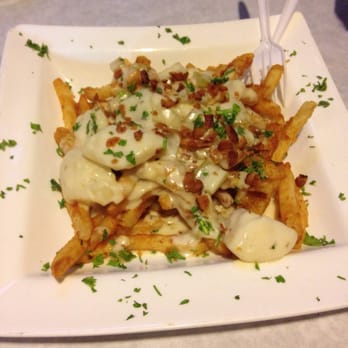 Claws - Chowder fries $6 happy hour - Cajun/Creole Near Me - Garden Grove, California