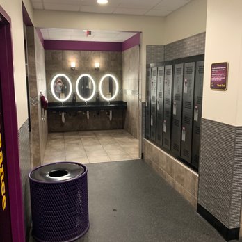 Planet Fitness - Locker room - Gyms Near Me - Napa, California Planet Fitness - Locker room - Gyms Near Me - Napa, California