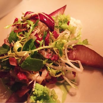 Flea Street - Poached pear salad - New American Near Me - Menlo Park, California