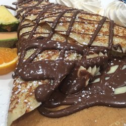 Eggsquis Belleville - Crepes filled with cream, bananas & Nutella