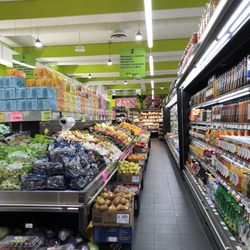 Supermarché Mile End - Section fruits et légumes