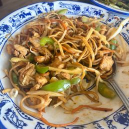Chicken chow mein super fresh