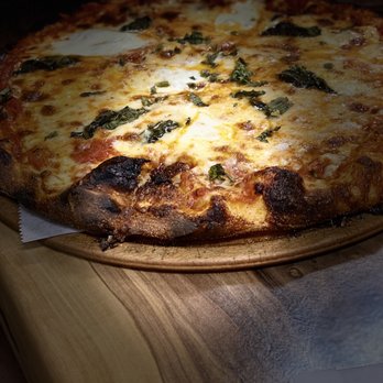 Mosaic Cafe Restaurant - 40. Margherita Pizza - Breakfast & Brunch Near Me - Virginia Beach, Virginia