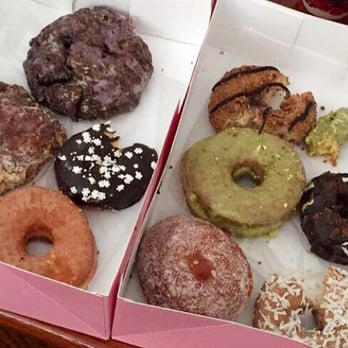 Stan's Donuts & Coffee - Blueberry fritter, Apple Fritter, Chocolate Glazed, Plain, Toffee, Pistachio Lemon, Strawberry Bismark, Truffle, Coconut - Donuts Near Me - Chicago, Illinois Stan's Donuts & Coffee - Blueberry fritter, Apple Fritter, Chocolate Glazed, Plain, Toffee, Pistachio Lemon, Strawberry Bismark, Truffle, Coconut - Donuts Near Me - Chicago, Illinois