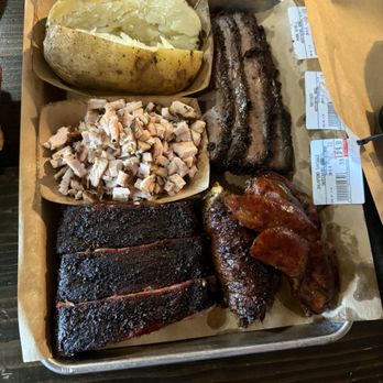 Hutchins BBQ - Barbeque Near Me - Frisco, Texas