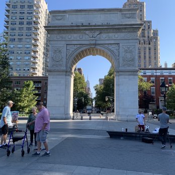 Small Bus Tours NYC - Washington Park - Bus Tours Near Me - Queens, New York Small Bus Tours NYC - Washington Park - Bus Tours Near Me - Queens, New York