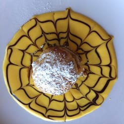 Artegaia Cucina Con Vista - Dessert! Caramelized pear in puff pastry