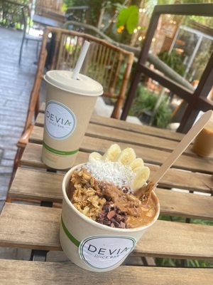 Devia Juice Bar at Midtown Garden by null