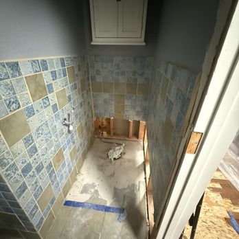 Quick Dry Restoration - Upstairs hallway bathroom. - Damage Restoration Near Me - Henderson, Nevada