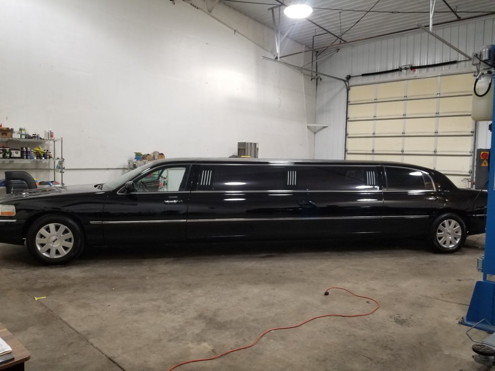 BLACK DIAMOND DETAIL Updated August 2024 502 E 4th St, Davenport