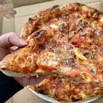 Brute Pizza - CHEF'S PIZZA -  Anchovies, Capers, Garlic, Magic Brush, Pleasant Ridge Cheese - Pizza Near Me - Milwaukee, Wisconsin
