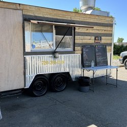 Amanecer Mexican Food Truck - Walk up and order