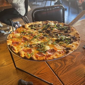 Cadillac Pizza Pub - Half Goat & Fig, Half Bees Knees. - Pizza Near Me - McKinney, Texas Cadillac Pizza Pub - Half Goat & Fig, Half Bees Knees. - Pizza Near Me - McKinney, Texas