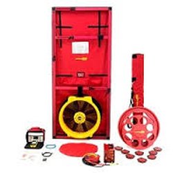 Airlock Homes - Retrotec Blower door equipment used by Airlock Homes.