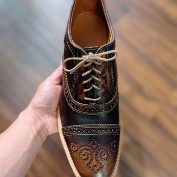 Allen Edmonds - Standmok cap-toe - Shoe Stores Near Me - Costa Mesa, California Allen Edmonds - Standmok cap-toe - Shoe Stores Near Me - Costa Mesa, California