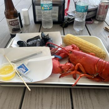 Travelin Lobster - Seafood Near Me - Bar Harbor, Maine