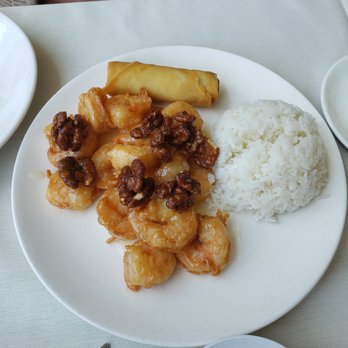 Panda Inn - Honey Walnut Shrimp - Lunch Special - Chinese Near Me - Glendale, California Panda Inn - Honey Walnut Shrimp - Lunch Special - Chinese Near Me - Glendale, California