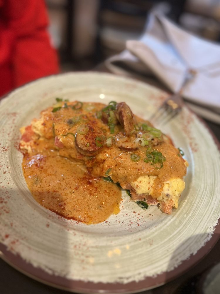 Social spots from Cedar