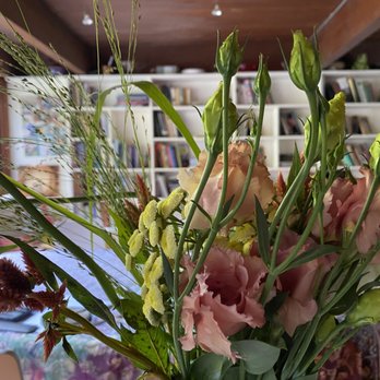 Atlas Farm Store - Flower from Old Friends Farm, via Atlas Farm Store. - Farmers Market Near Me - South Deerfield, Massachusetts