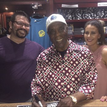 Buddy Guy's Legends - Jazz & Blues Near Me - Chicago, Illinois