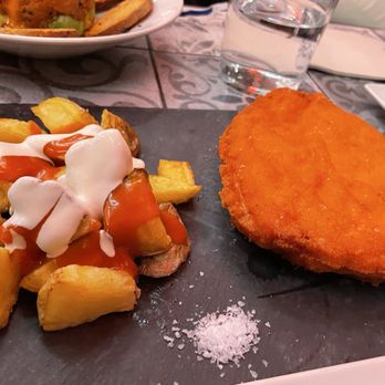 LaLina - Cachoco - Gastropubs Near Me - Madrid, M