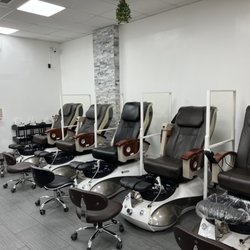 Chris spa & nails
