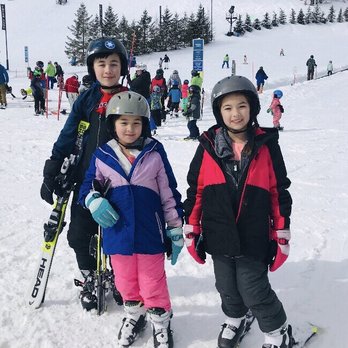 Crystal Mountain - Snow bunnies! - Hotels Near Me - Thompsonville, Michigan