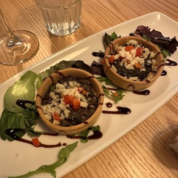 Two Rivers Restaurant - Mushroom tart - American Near Me - Powell, Ohio
