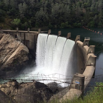 Lake Clementine - Lakes Near Me - Auburn, California