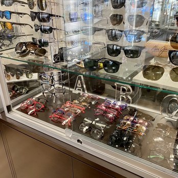 Monji Optometry - A large selection of frames to choose from. - Optometrists Near Me - Burbank, California