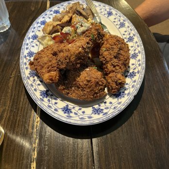 Black Barn Kitchen - Fried Chicken - Burgers Near Me - Jacksonville, Oregon Black Barn Kitchen - Fried Chicken - Burgers Near Me - Jacksonville, Oregon