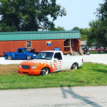Two Rivers Cannabis Company - Curbside view - Head Shops Near Me - Gore, Oklahoma Two Rivers Cannabis Company - Curbside view - Head Shops Near Me - Gore, Oklahoma