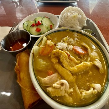 Melody Thai Cuisine - Thai Curry lunch plate. - Thai Near Me - Sun City, California Melody Thai Cuisine - Thai Curry lunch plate. - Thai Near Me - Sun City, California