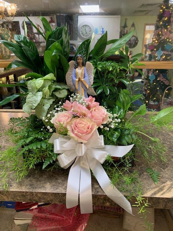 MARY’S BOUQUET & GIFTS G4137 Fenton Rd, Flint, Michigan Florists