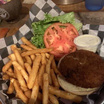 Bonzer Shack - crabby patty - Bars Near Me - Kill Devil Hills, North Carolina