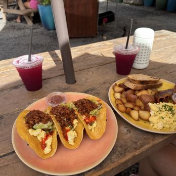 Bacon And Blossom - Tacos and Breakfast. - Breakfast & Brunch Near Me - Kihei, Hawaii Bacon And Blossom - Tacos and Breakfast. - Breakfast & Brunch Near Me - Kihei, Hawaii