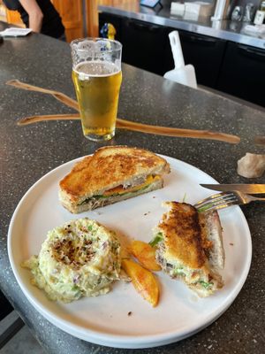Corner Project Ales & Eats by null