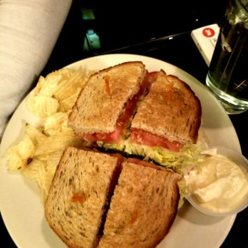Casa de Montecristo - Club sandwich - Tobacco Shops Near Me - Whippany, New Jersey
