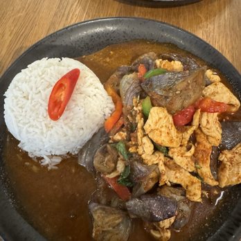 Dok Khao Thai Eatery - Eggplant with chicken - Thai Near Me - Columbia, Maryland Dok Khao Thai Eatery - Eggplant with chicken - Thai Near Me - Columbia, Maryland