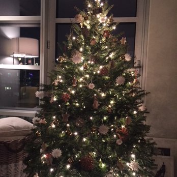 Brooklyn Christmas Tree Delivery - Christmas Trees Near Me - Brooklyn, New York
