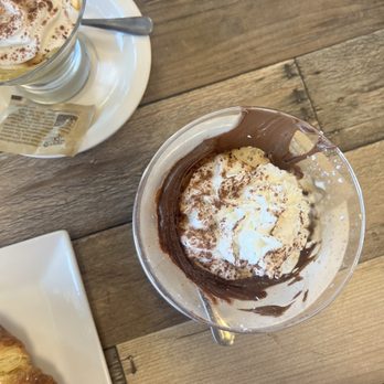 Linda's Dolci - Nutté - Bakeries Near Me - Albuquerque, New Mexico