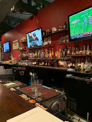 Redmond's Bar & Grill by null
