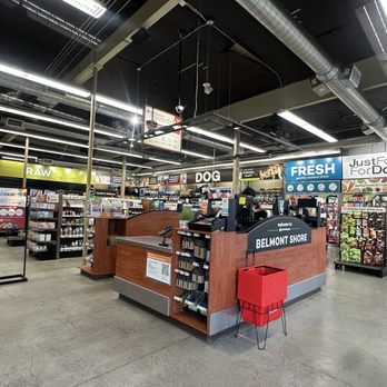 Pet Food Express - Food and register area - Pet Services Near Me - Long Beach, California Pet Food Express - Food and register area - Pet Services Near Me - Long Beach, California