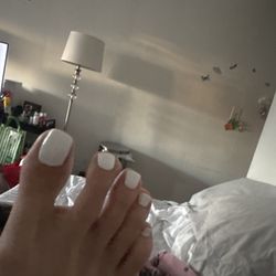 Cool Nails - Manicured toes that were a failure.