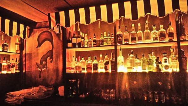 Fox's Lounge by null