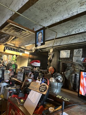 Last Resort Bar by null