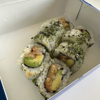 Roll Call - Spicy Yellowtail Avocado Roll - Sushi Bars Near Me - Los Angeles, California