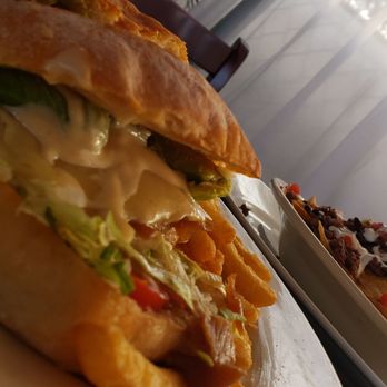 Morrison - Burbank - Turkey burger n fries - Gastropubs Near Me - Burbank, California Morrison - Burbank - Turkey burger n fries - Gastropubs Near Me - Burbank, California