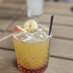 Peach ring cocktail